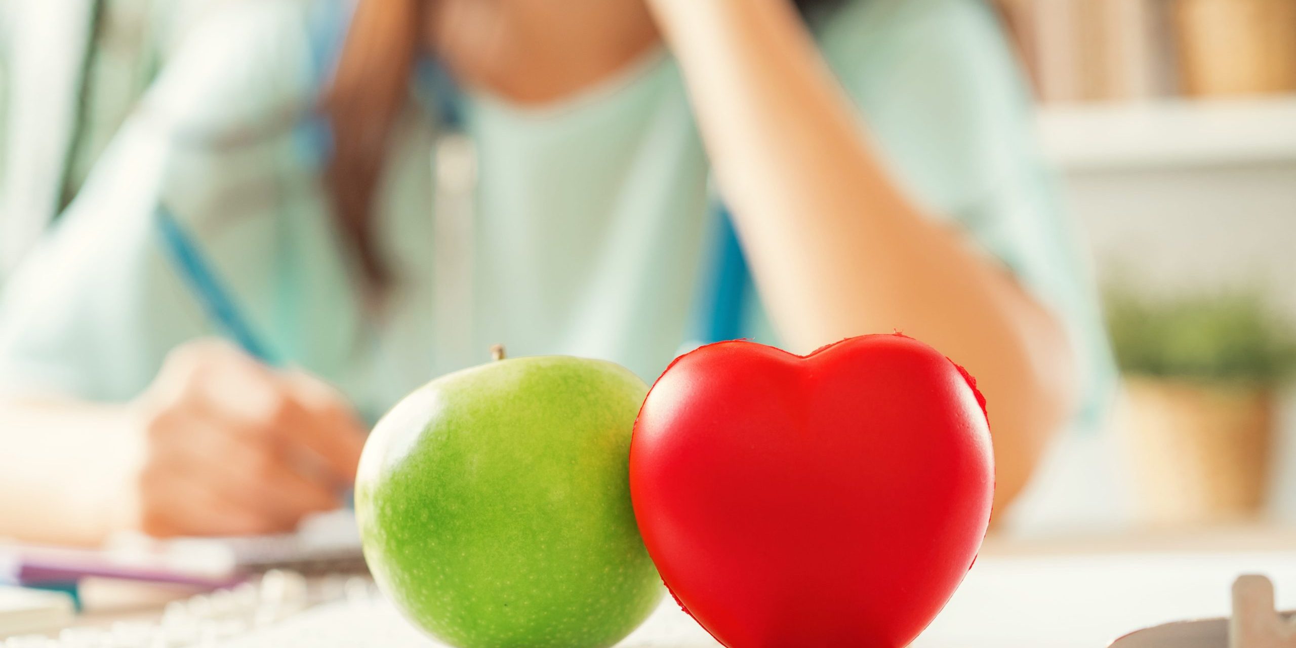 Lifestyle Changes That Improve Heart Health Naturally