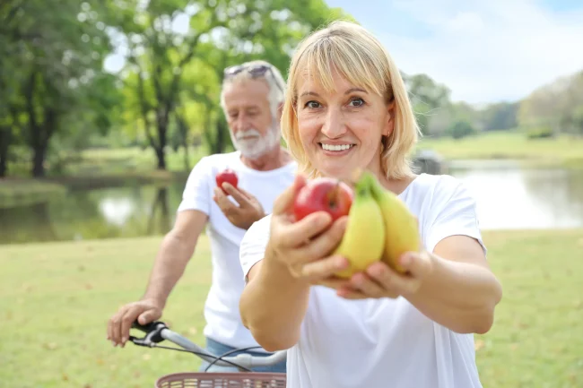 Lowering High Cholesterol Naturally: Diet, Exercise, Testing, and Treatment for Better Heart Health